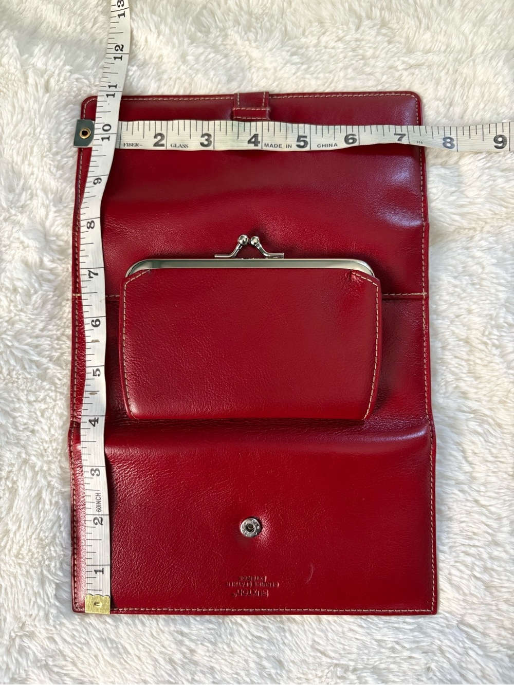 NWOT Buxton Genuine Leather Red Snap Closure Wallet with Kiss Lock Coin Pocket - Picture 4 of 5